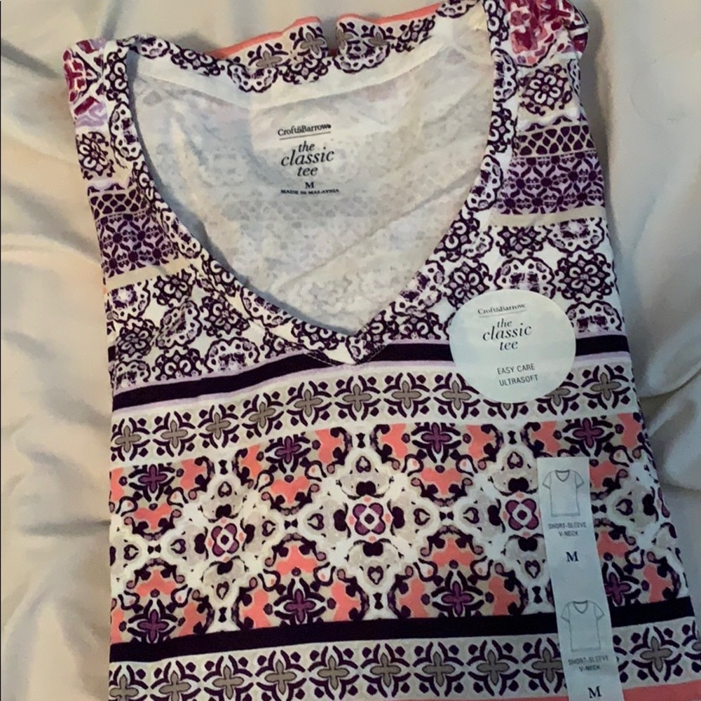 Croft & Barrow Women’s classic tee, multi color nw